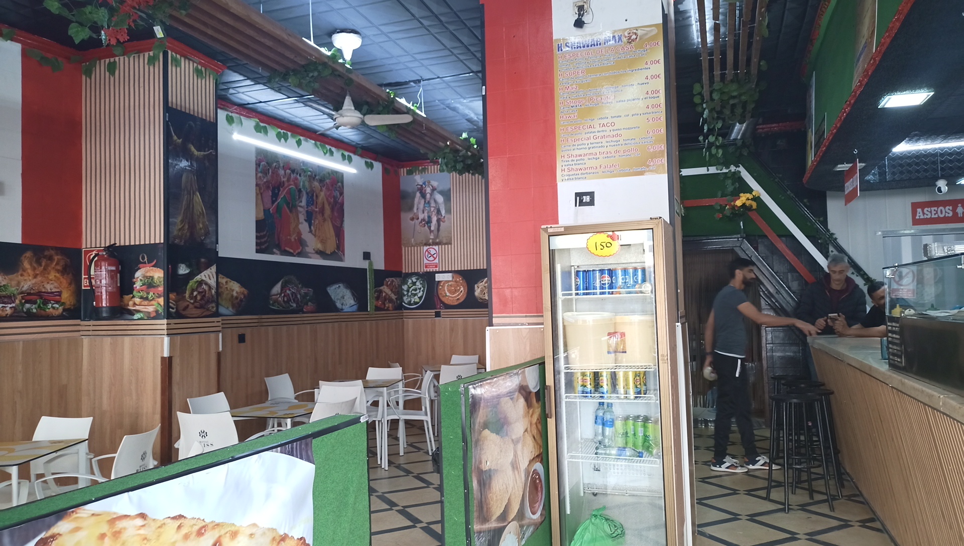 Mostrador de H ShawarMax Granada